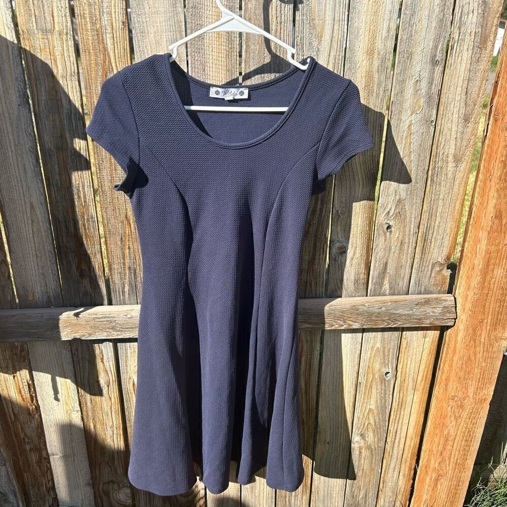 Wilde dress above knee length pullover size small